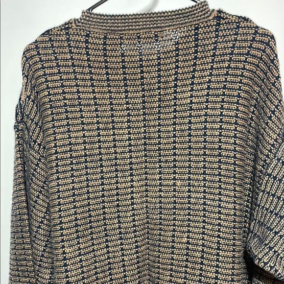 Van Heusen Black and Brown Crewneck Sweater Textured Knit - Picture 7 of 8
